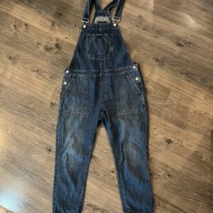 Women’s Dark Wash Cropped Denim Overalls
